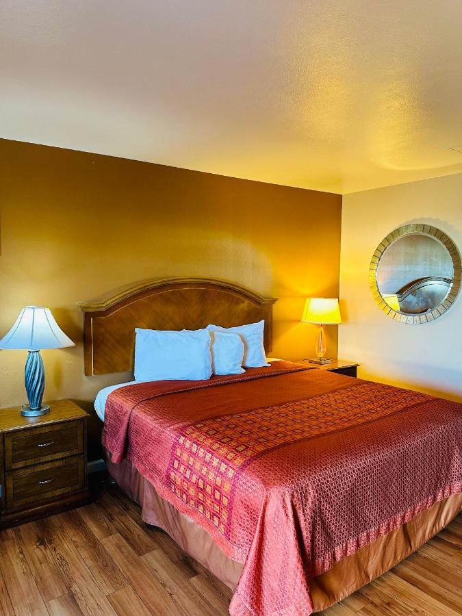 Franciscan Inn Motel Vista Kültér fotó